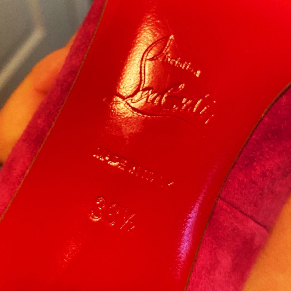 Chic Authentic Louboutin Heels Hot Pink & Golden Spikes - Picture 6 of 7